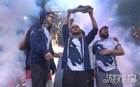 可以投資於 可以投資於