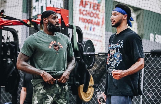 一个安静的 一个安静的