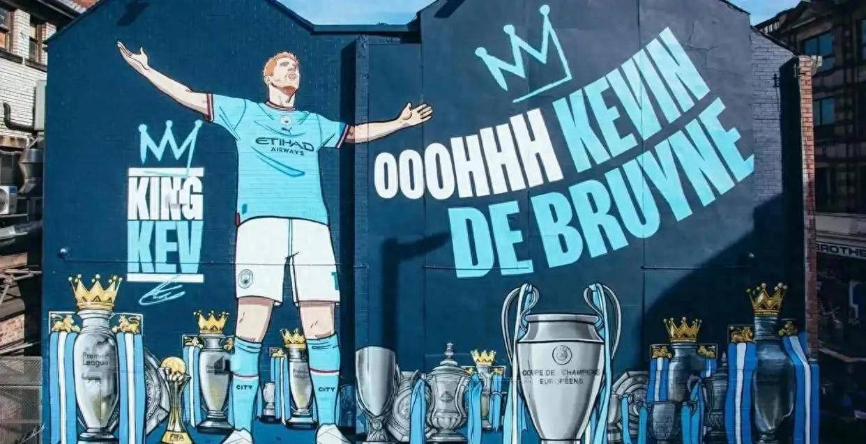 在两名后卫 在两名后卫