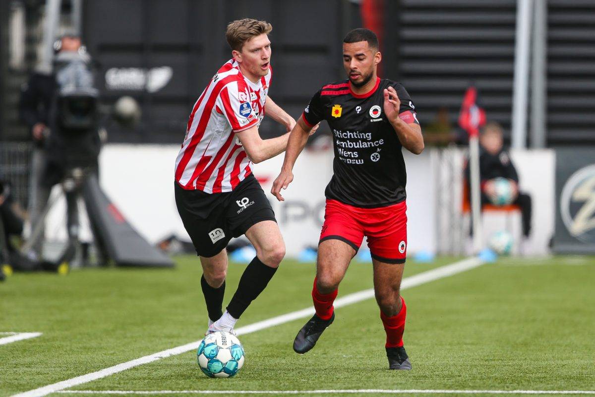 吊射破门 吊射破门