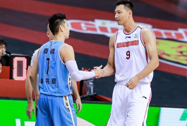 进右中外野 进右中外野